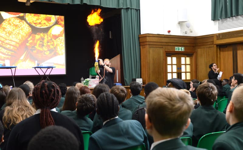 John Roan Science Week Delivers Unforgettable Experiences for Students 