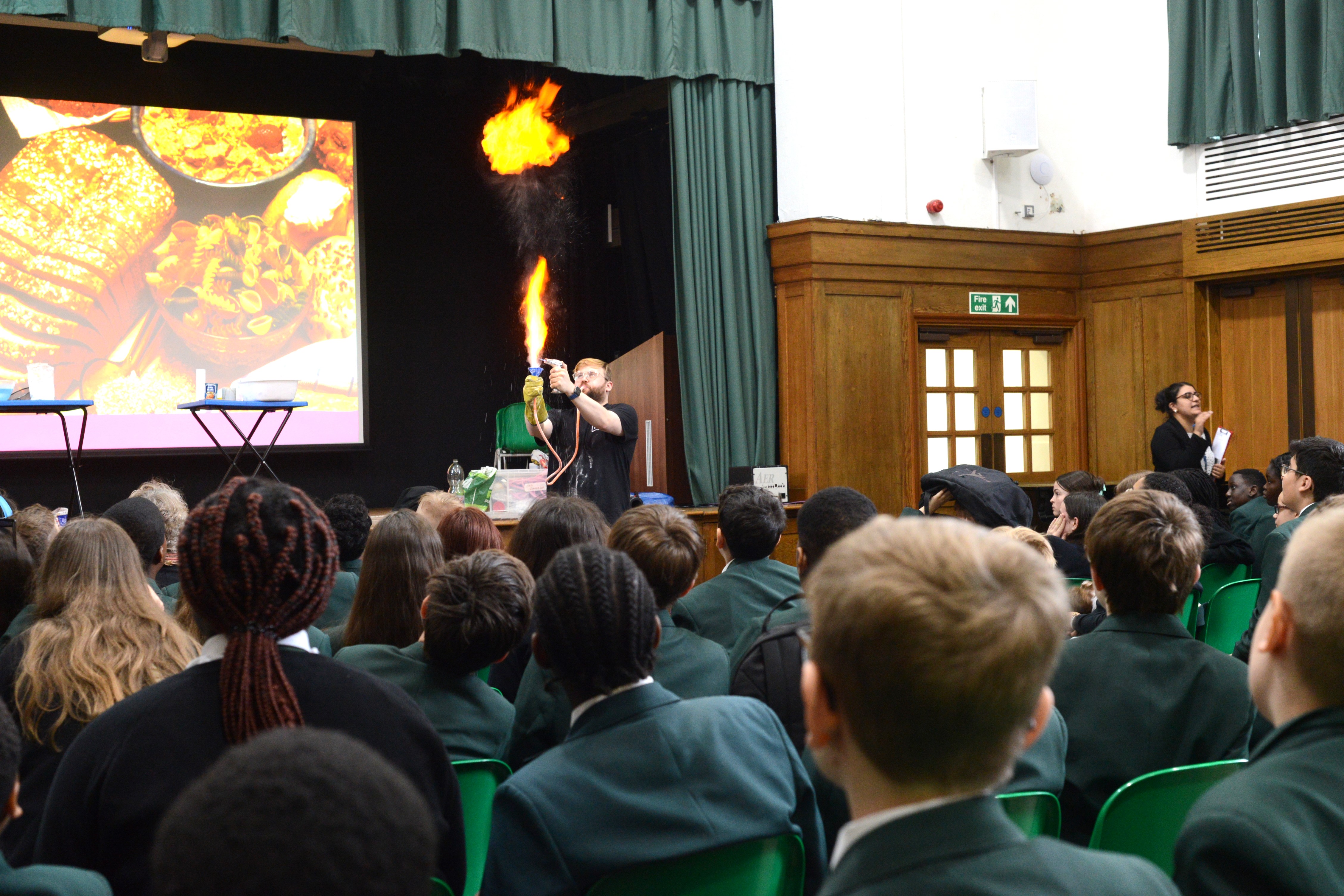 John Roan Science Week Delivers Unforgettable Experiences for Students 